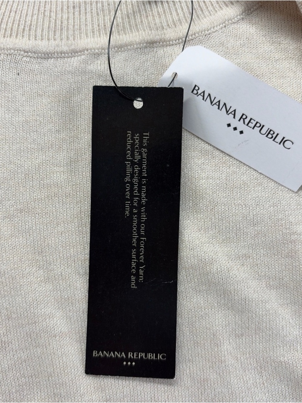 Banana Republic Cream Forever Sweater - New with Tags - Picture 4 of 4